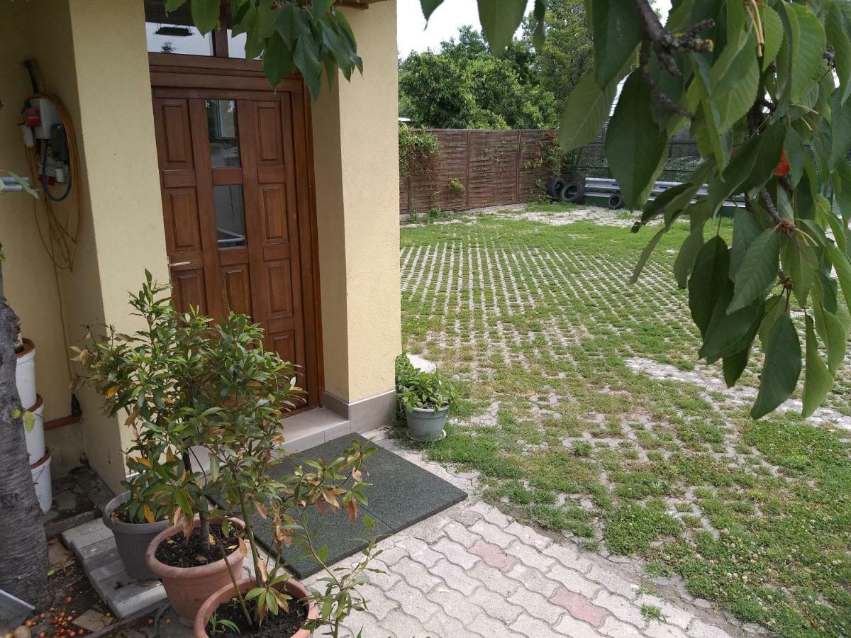 Kisherceg Szallashely Budapest Bagian luar foto